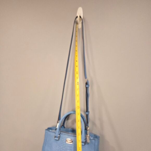 🐢 Michael Kors Kellen Embossed Leather Satchel Crossbody Sky Blue EC - Picture 16 of 17